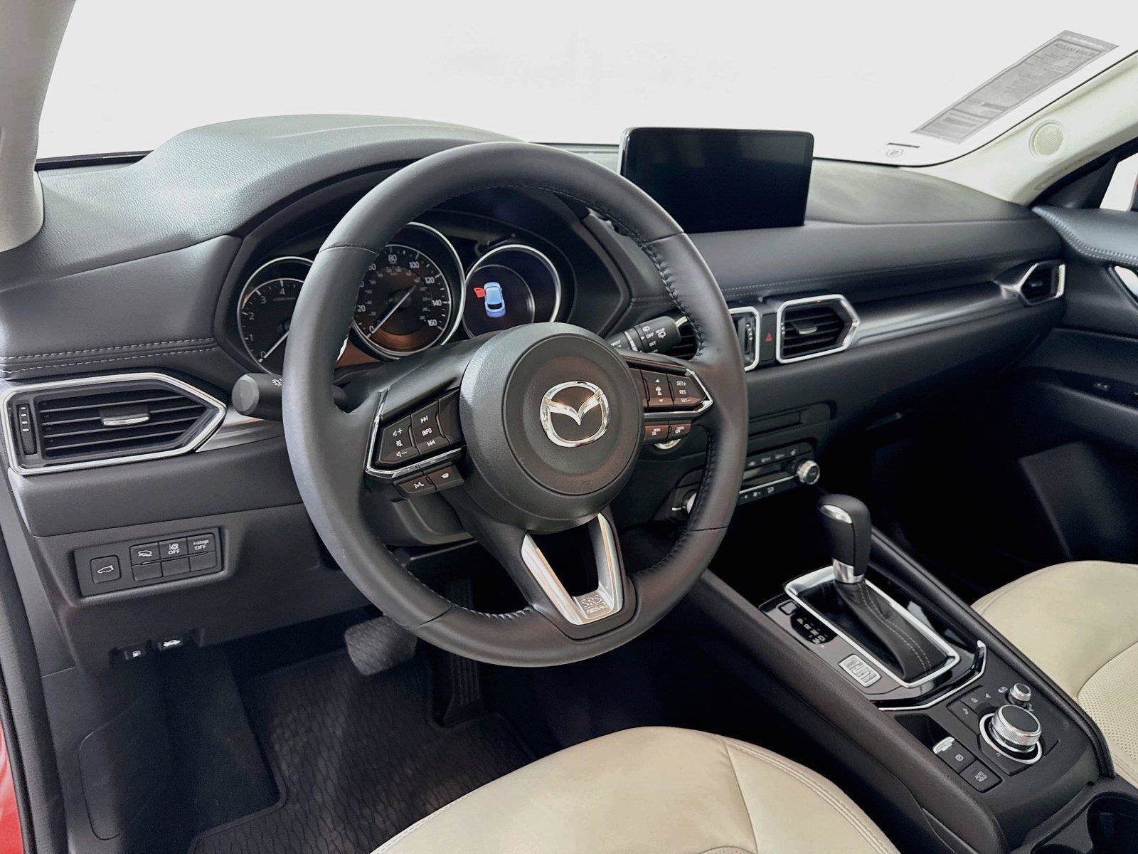 Used 2025 MAZDA CX-5 AWD 2.5 S w/ Preferred Package image 4