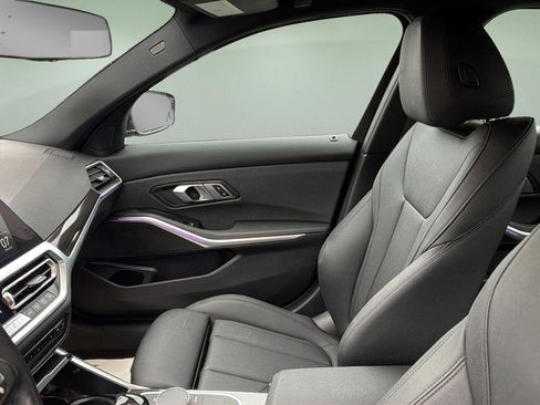 Used 2020 BMW 330i xDrive Sedan w/ Driving Assistance Package image 13