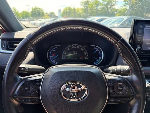 Used 2021 Toyota RAV4 SE AWD/4WD image 25