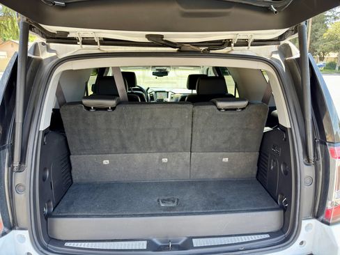 Used 2015 GMC Yukon Denali w/ Premium Package RWD image 17