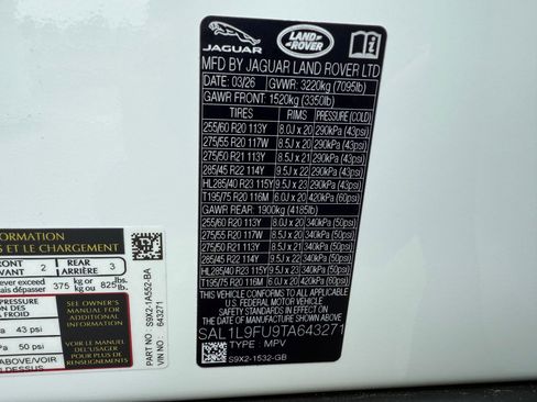 New 2026 Land Rover Range Rover Sport Dynamic SE AWD/4WD image 19