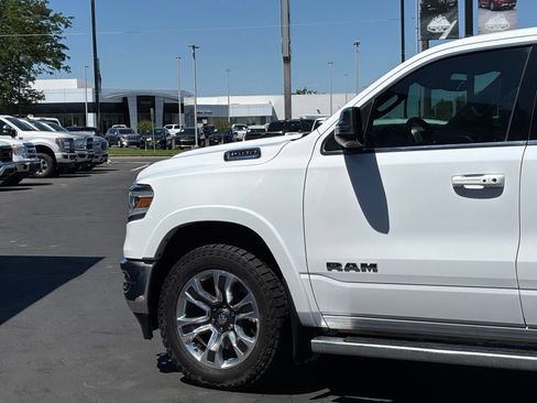 Used 2023 RAM 1500 Limited AWD/4WD image 6