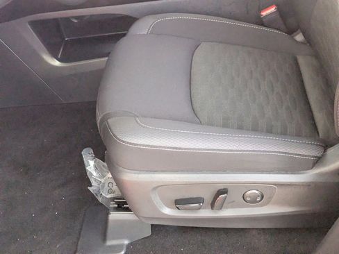 Certified 2024 Nissan Pathfinder SV w/ Lighting Package (N92) image 19