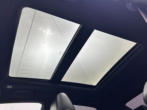 Certified 2022 Chrysler 300 S w/ Safetytec Plus Group RWD image 24