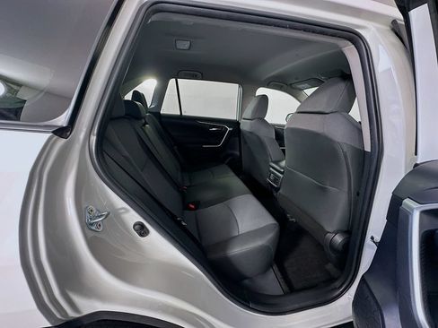 Certified 2025 Toyota RAV4 XLE FWD image 27