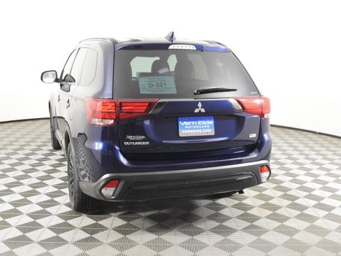 Used 2020 Mitsubishi Outlander LE image 7
