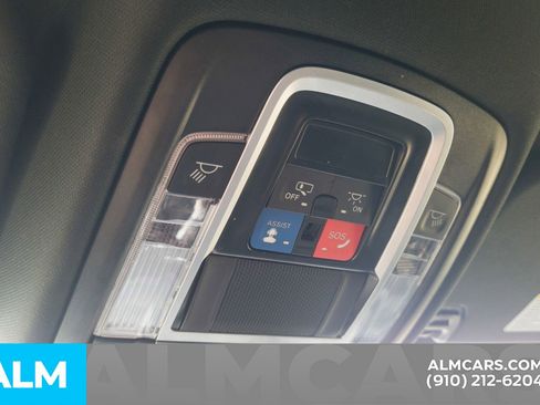 Used 2024 RAM 1500 Laramie image 18