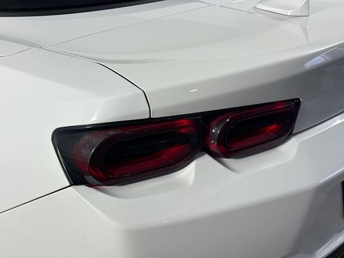 Used 2019 Chevrolet Camaro LT image 34