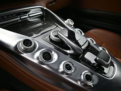 Used 2017 Mercedes-Benz AMG GT S image 18