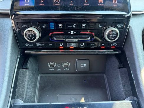 Used 2021 Jeep Grand Cherokee L Overland w/ Luxury Tech Group IV RWD image 22
