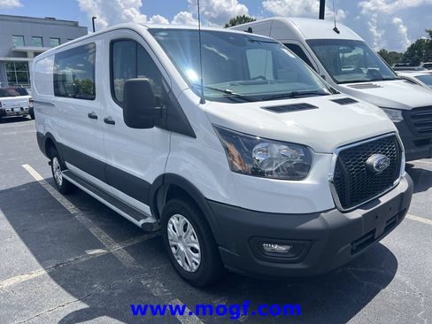 Used 2025 Ford Transit 250 Low Roof w/ Exterior Upgrade Package RWD image 4