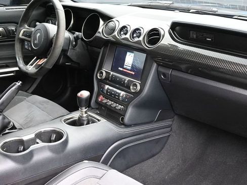 Used 2019 Ford Mustang Shelby GT350 w/ Technology Package RWD image 13