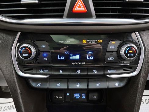 Used 2020 Hyundai Santa Fe Limited AWD/4WD image 30