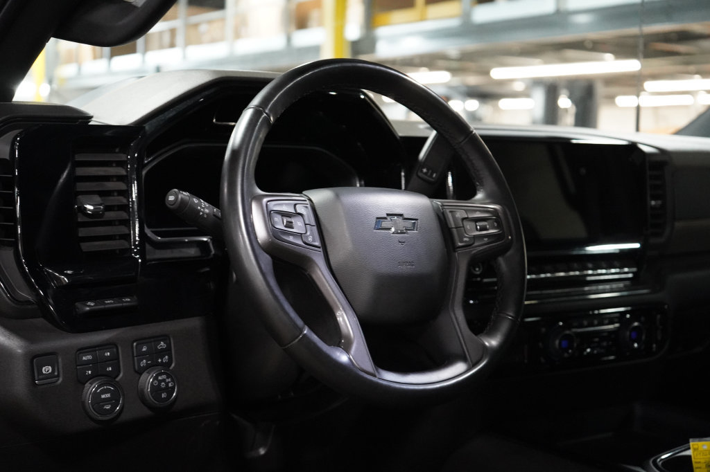 Used 2024 Chevrolet Silverado 2500 ZR2 w/ ZR2 Bison Edition AWD/4WD image 13