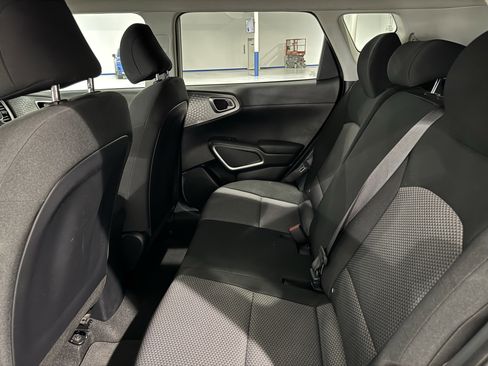 Used 2023 Kia Soul LX w/ Option Group 015 image 30