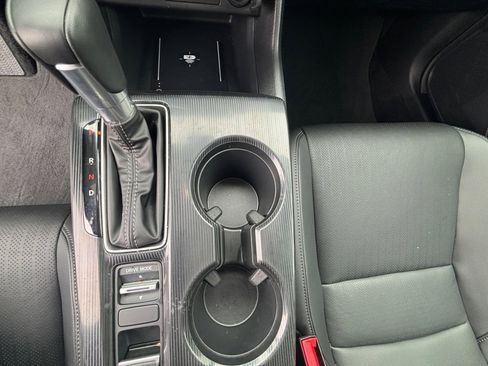 Used 2025 Honda Civic Sport image 6