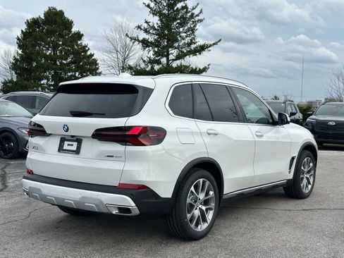 New 2026 BMW X5 xDrive40i w/ Premium Package AWD/4WD image 10