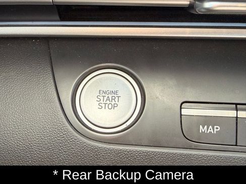 Certified 2024 Hyundai Elantra SEL FWD image 17