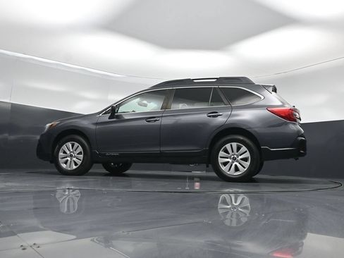 Used 2019 Subaru Outback 2.5i Premium AWD/4WD image 46