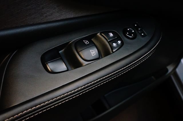 Certified 2024 Nissan Murano SV w/ SV Midnight Edition Package AWD/4WD image 33