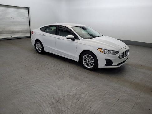 Used 2019 Ford Fusion SE FWD image 11