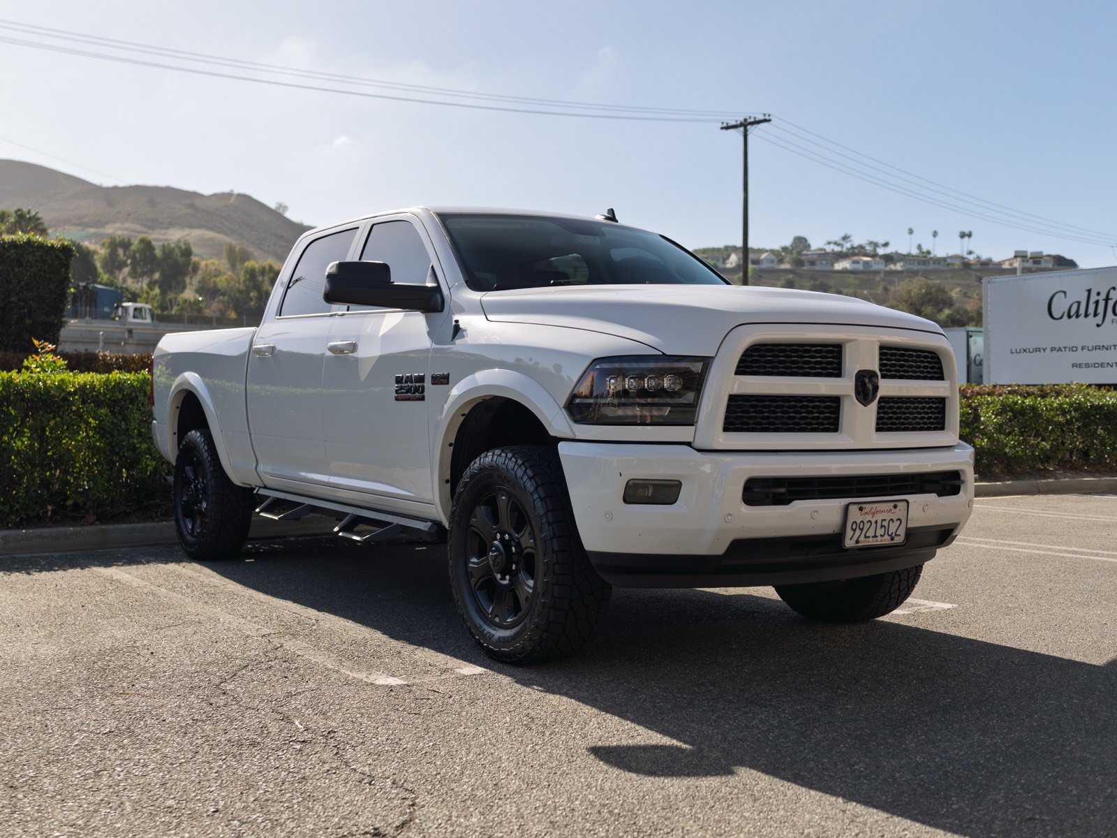 Used 2016 RAM 2500 Laramie w/ Sport Appearance Group AWD/4WD image 3