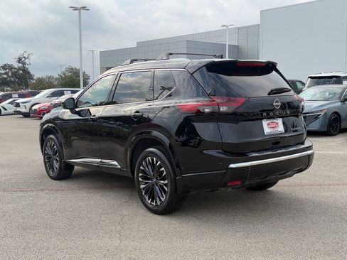 Used 2025 Nissan Rogue Platinum w/ Platinum Premium Package FWD image 6