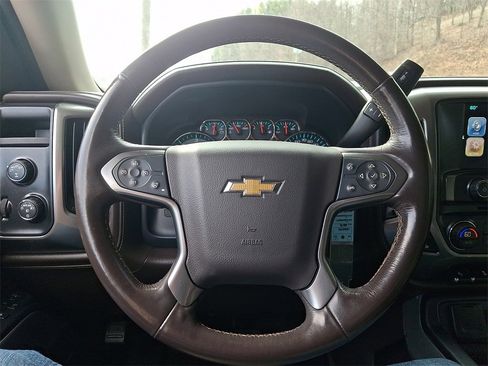 Used 2018 Chevrolet Silverado 1500 LTZ Z71 w/ LTZ Plus Package image 19