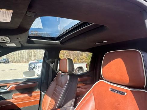 Used 2023 GMC Sierra 1500 Denali Ultimate image 45