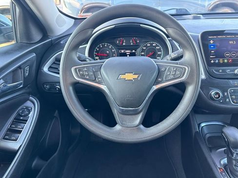 Used 2023 Chevrolet Malibu LT FWD image 21
