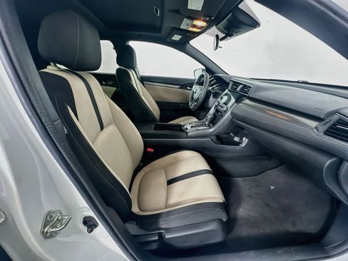 Used 2019 Honda Civic EX image 29