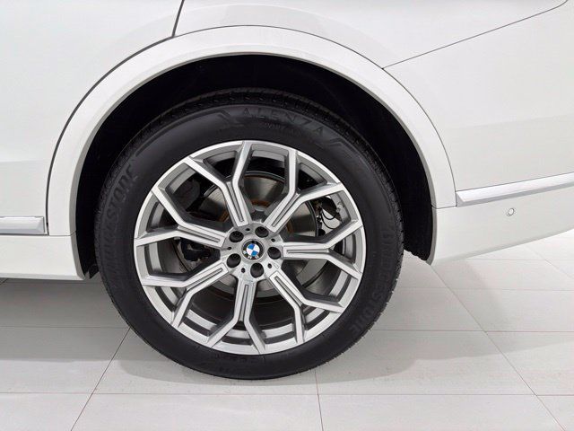 Used 2026 BMW X7 xDrive40i AWD/4WD image 48