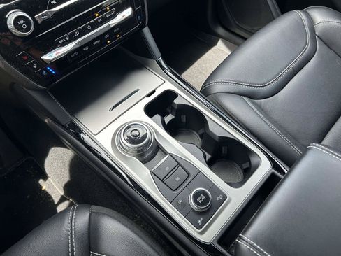 Used 2023 Ford Explorer ST w/ Equipment Group 401A AWD/4WD image 17