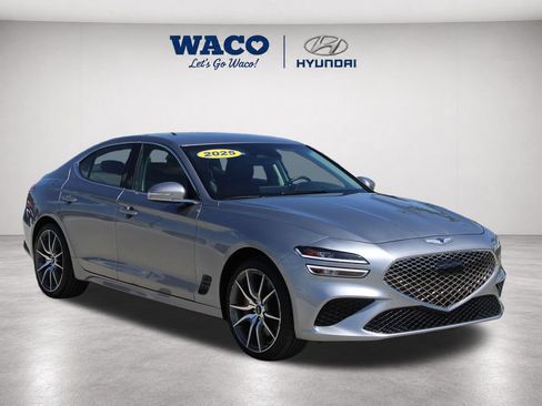 Used 2025 Genesis G70 2.5T RWD image 1
