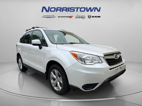 Used 2015 Subaru Forester 2.5i Premium AWD/4WD image 1