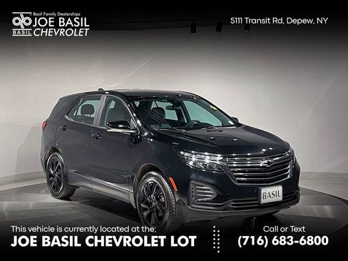 Used 2023 Chevrolet Equinox LS w/ Midnight Edition FWD image 1
