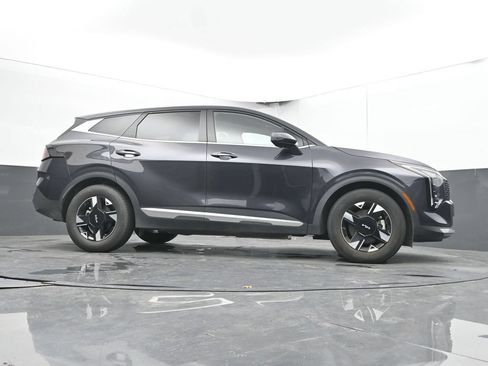 Used 2026 Kia Sportage LX FWD image 24
