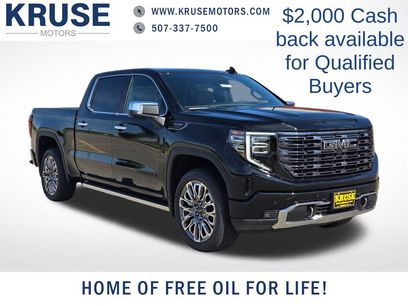 New 2026 GMC Sierra 1500 Denali Ultimate w/ LPO, Black Badging Package