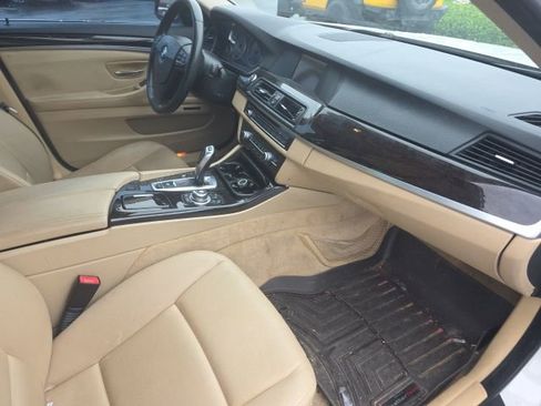 Used 2013 BMW 528i Sedan RWD image 13