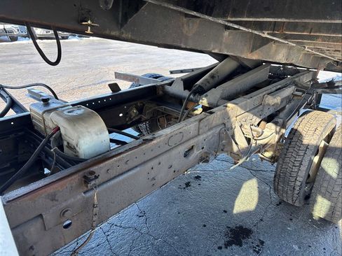 Used 2011 Ford F450 XL w/ High Capacity Trailer Tow Pkg image 20