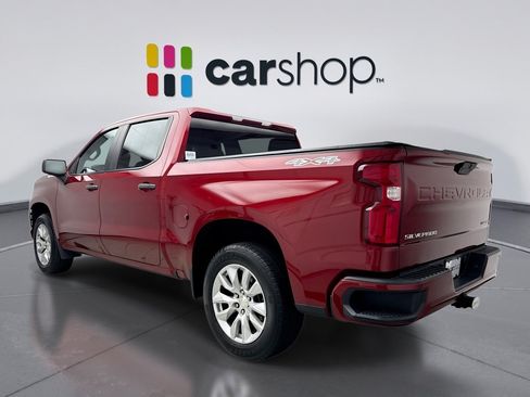 Used 2020 Chevrolet Silverado 1500 Custom w/ Custom Value Package AWD/4WD image 3