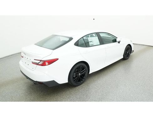 New 2026 Toyota Camry SE image 9