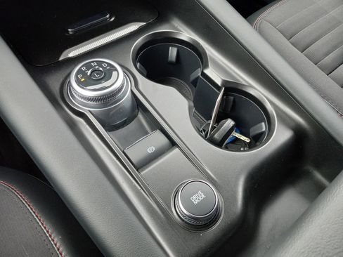 Used 2025 Ford Explorer ST-Line w/ ST-Line Street Pack image 23