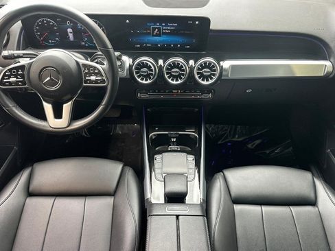 Used 2023 Mercedes-Benz GLB 250 4MATIC image 16