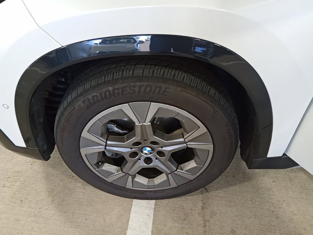 Used 2025 BMW X1 xDrive28i w/ Convenience Package AWD/4WD image 17