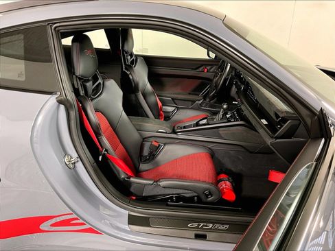 Certified 2024 Porsche 911 GT3 RS RWD image 18