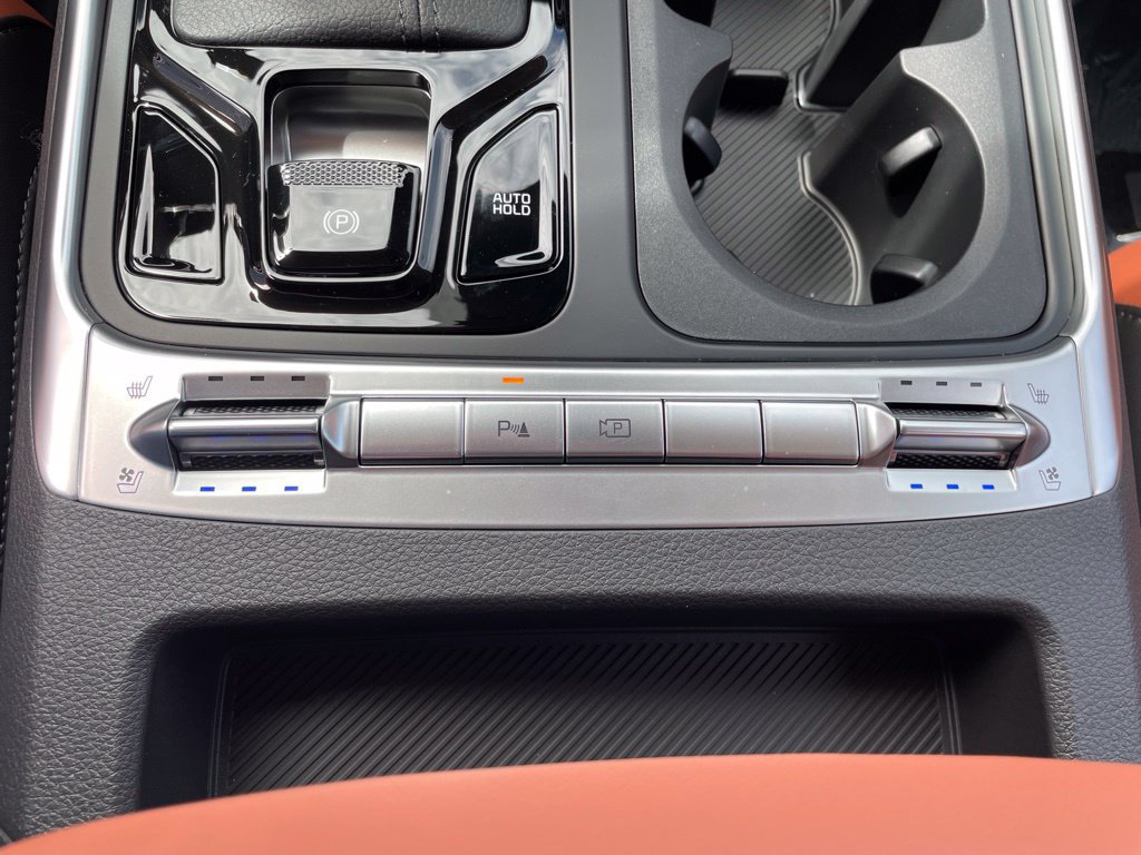 New 2027 Kia Carnival SX FWD image 24