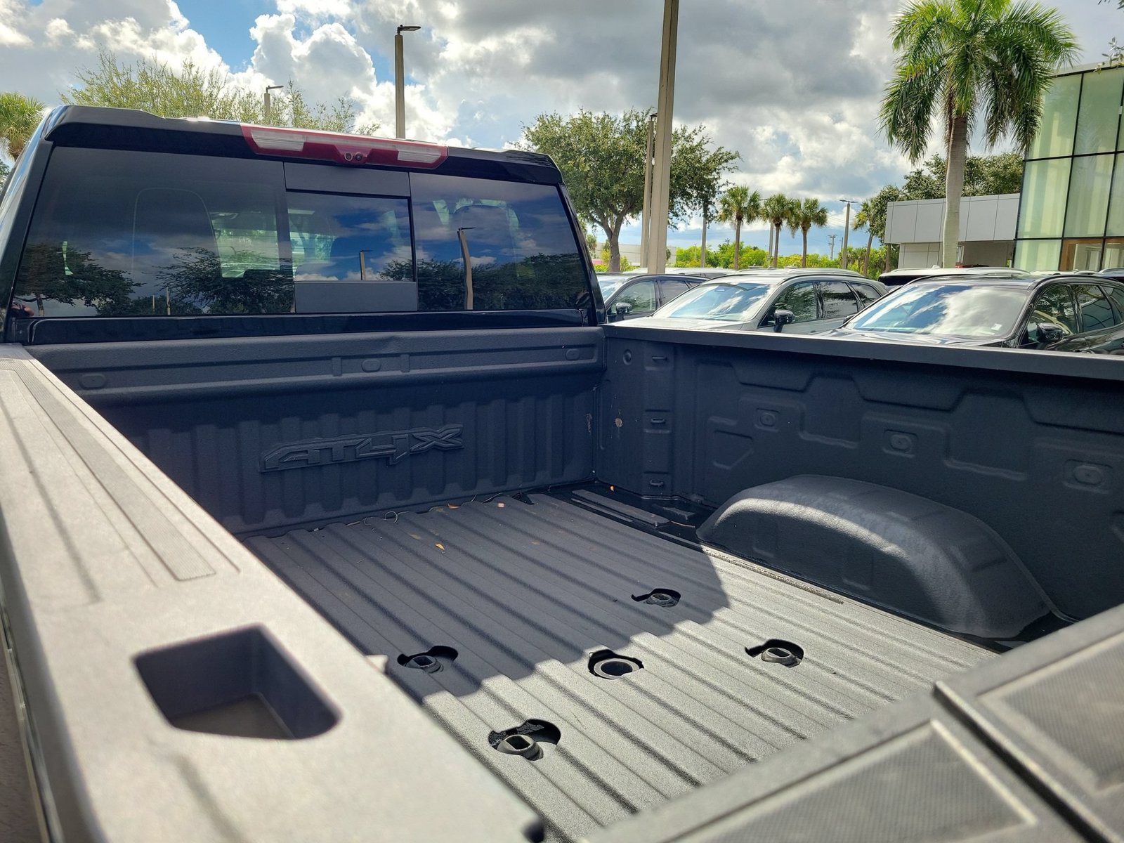Used 2024 GMC Sierra 2500 AT4X AWD/4WD image 10