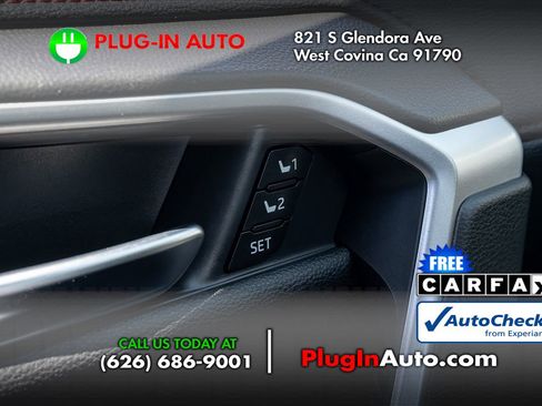 Used 2021 Toyota RAV4 XSE w/ Premium Package AWD/4WD image 24