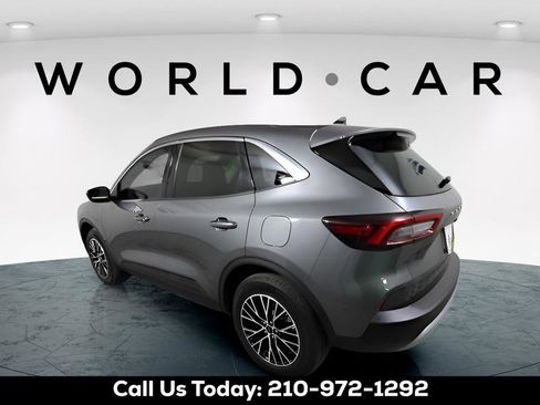 Used 2024 Ford Escape SE FWD image 5